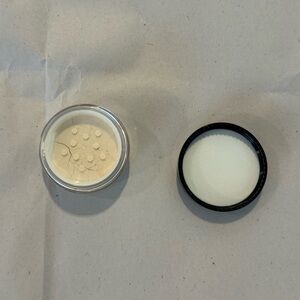 KVD BEAUTY LOVK IT SETTING POWDER IN TRANSLUCENT. NEW.